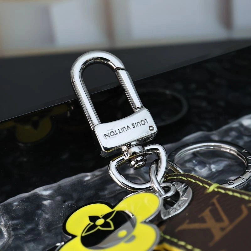 WellDesigned Louis Vuitton Keychains 267416