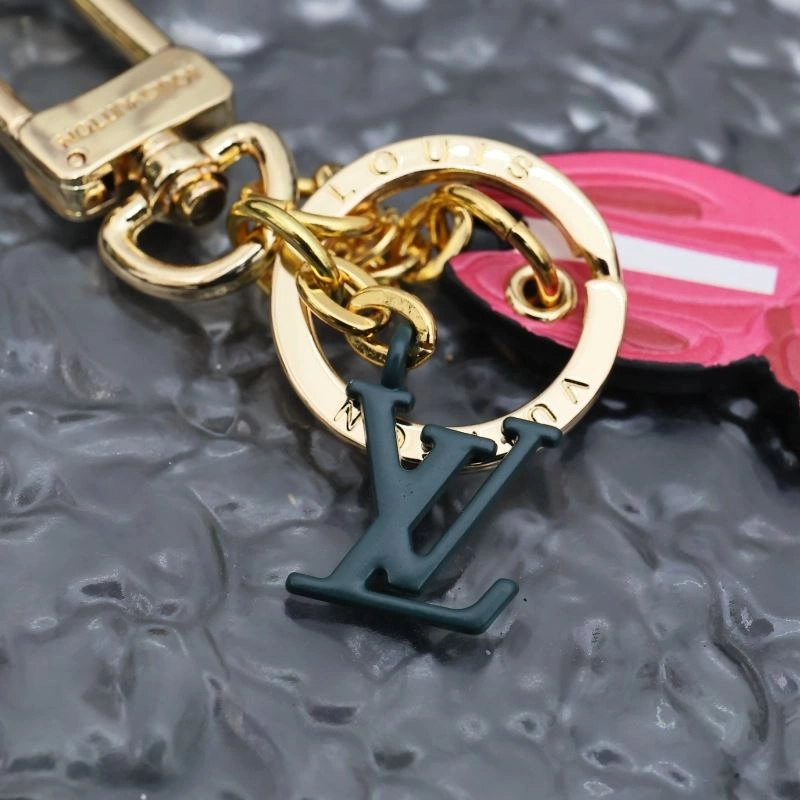 FashionForward Louis Vuitton Keychains 267408