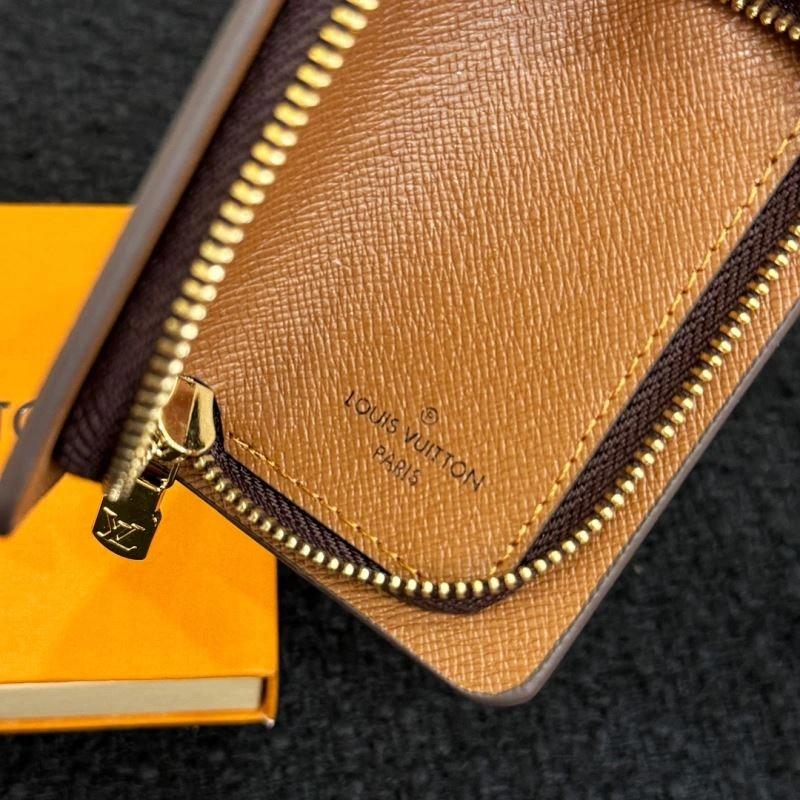 Flexible Louis Vuitton Keychains 267410