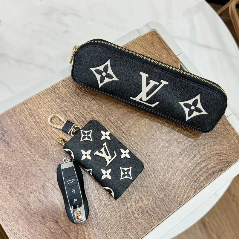 Louis Vuitton Keychains EasyCare 267405