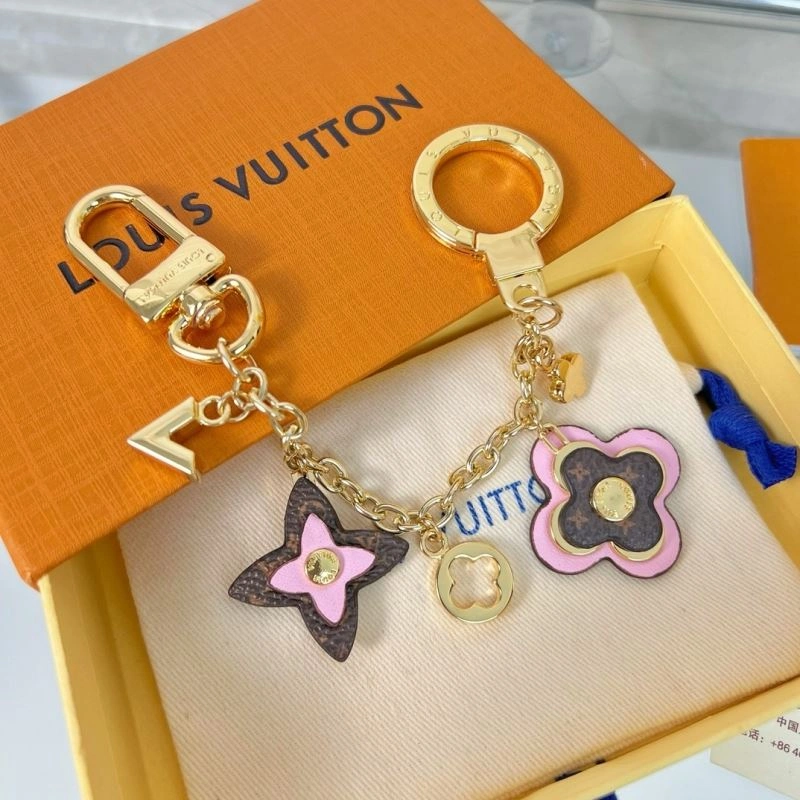 Louis Vuitton Keychains EyeCatching 267398