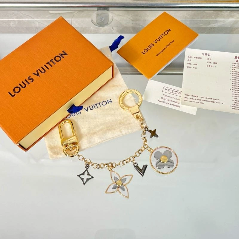 MultiPurpose Louis Vuitton Keychains 267397