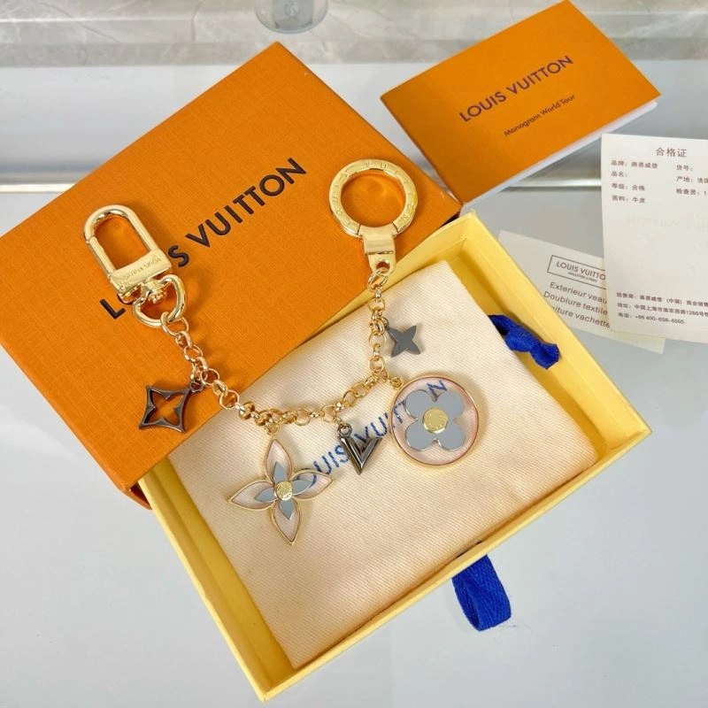 MultiPurpose Louis Vuitton Keychains 267397