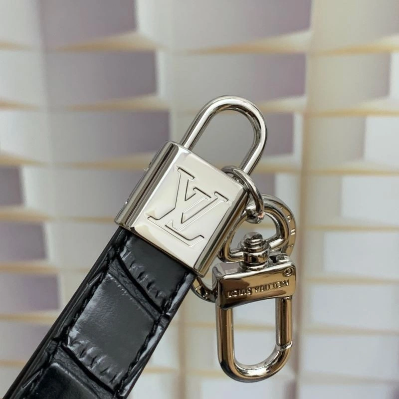 Louis Vuitton Keychains Minimalist 266773