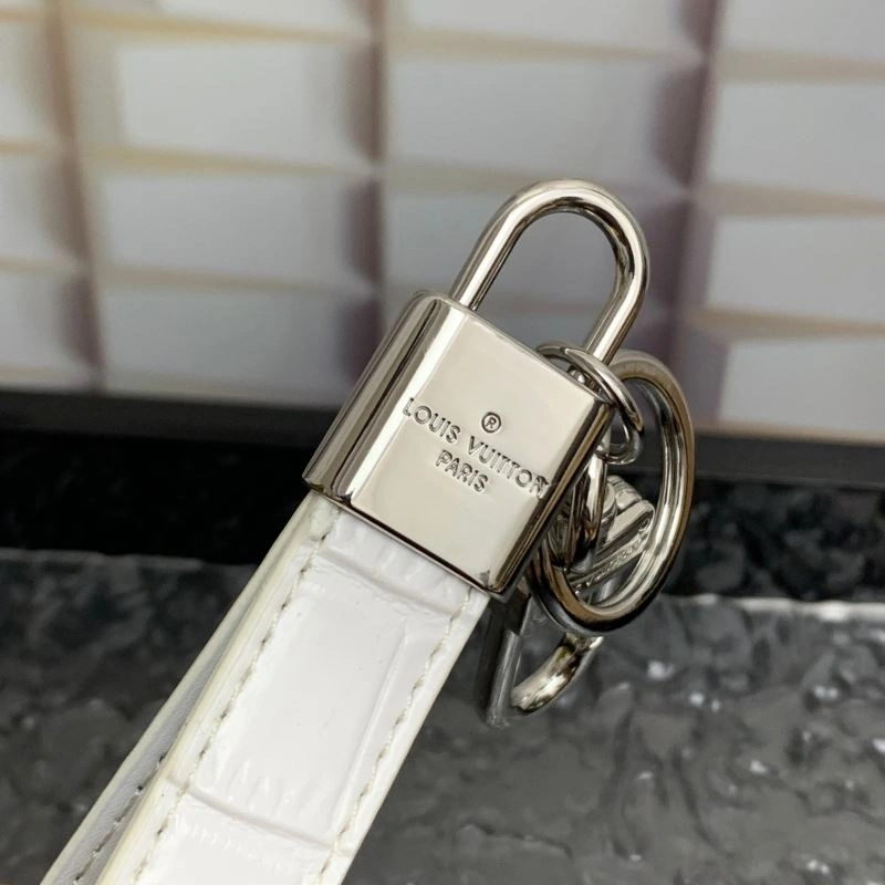 Louis Vuitton Keychains Lightweight 266762