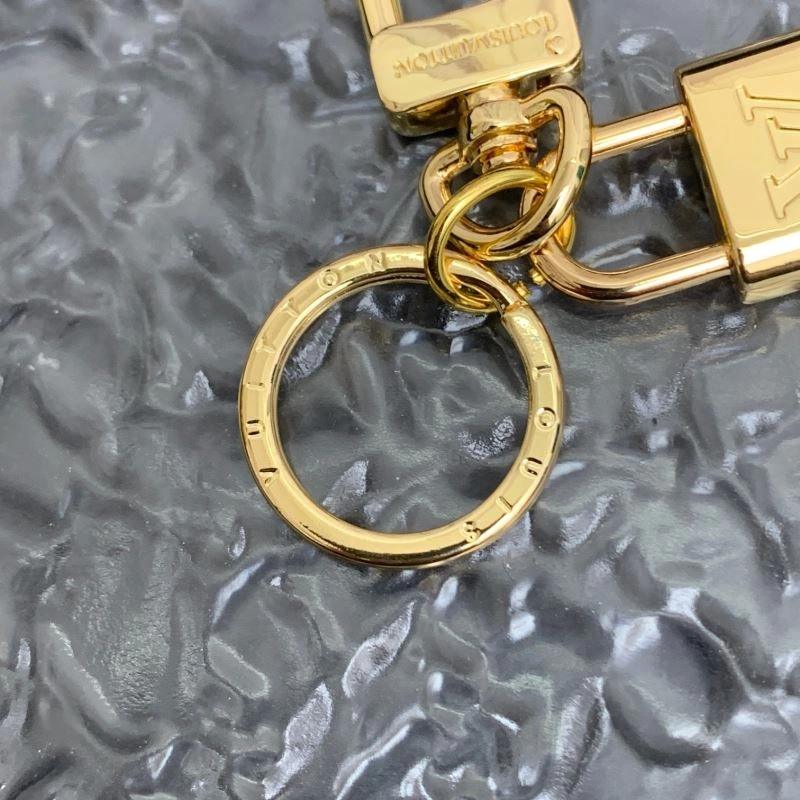 Louis Vuitton Keychains SmoothTexture 266741