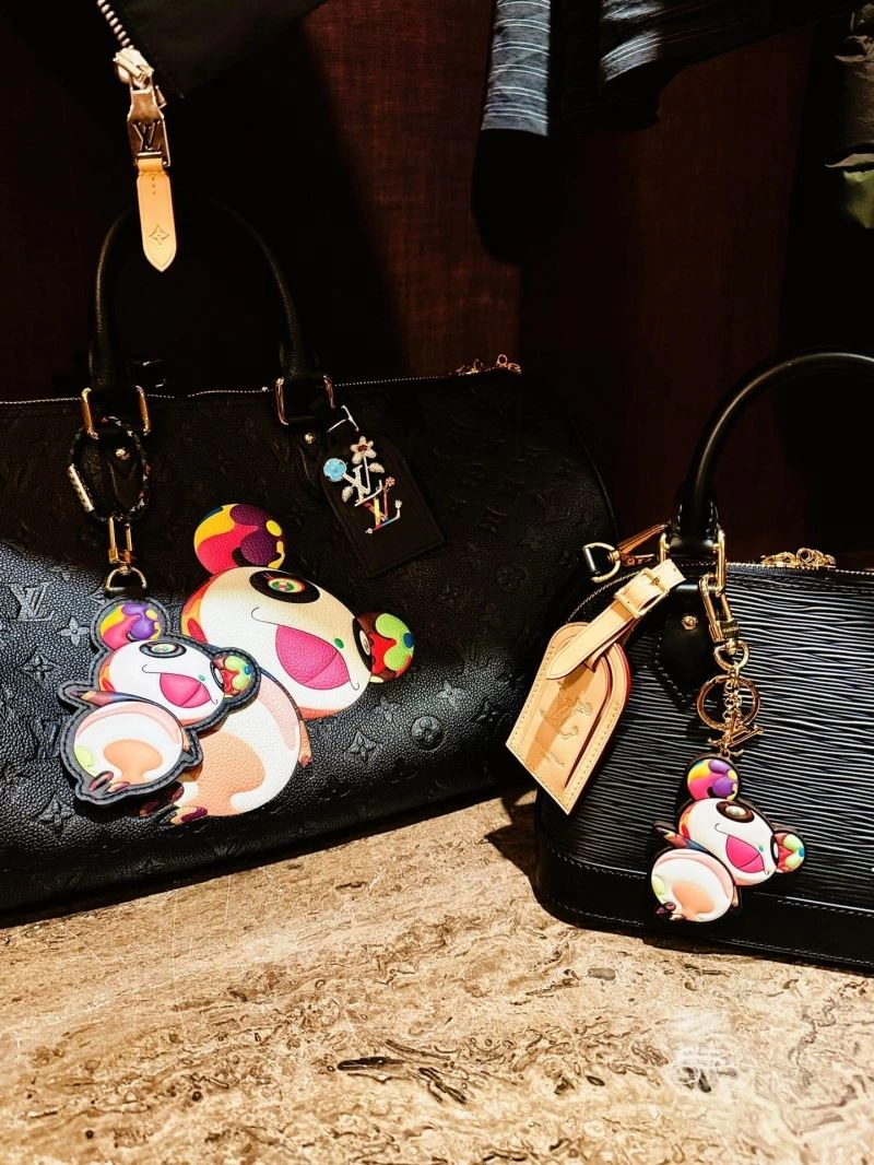HighPerformance Louis Vuitton Keychains 265899