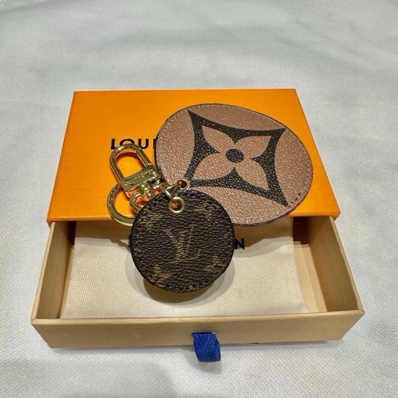 Timeless Louis Vuitton Keychains 266737