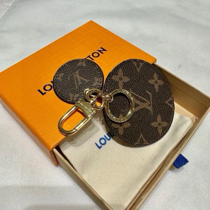 Timeless Louis Vuitton Keychains 266737