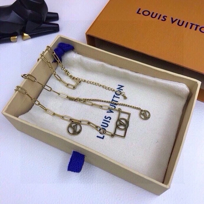 Modern Louis Vuitton Keychains 266708
