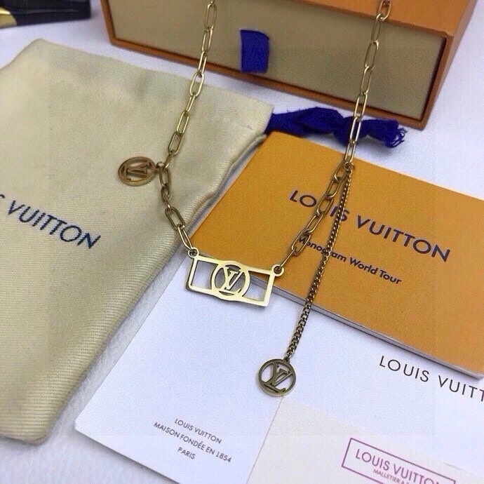 Modern Louis Vuitton Keychains 266708