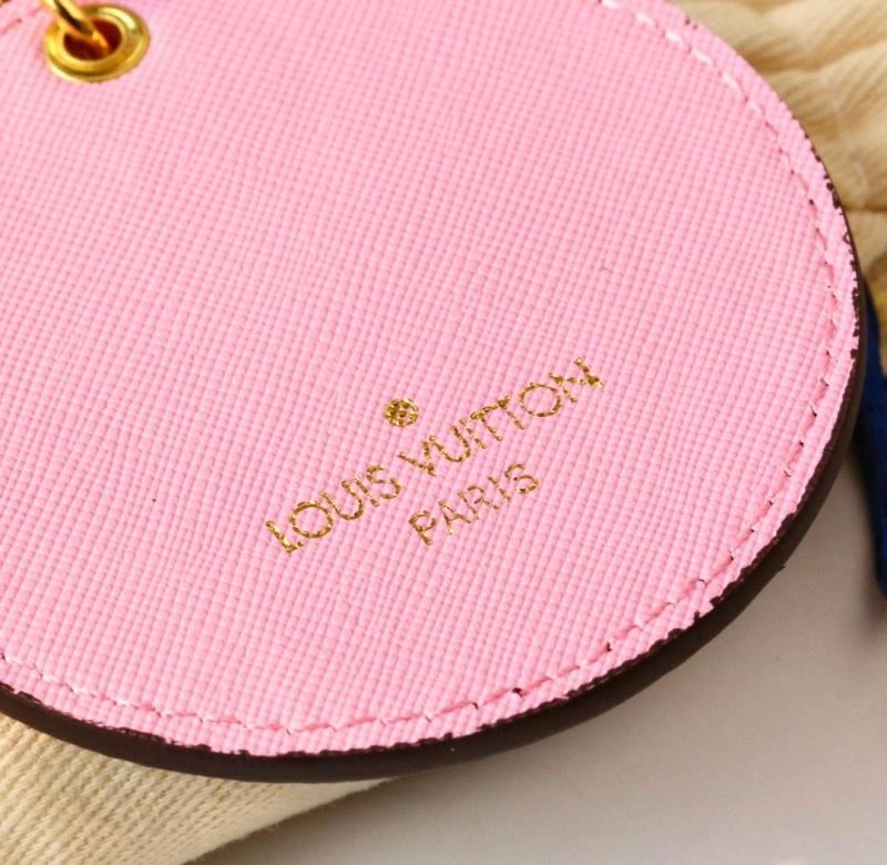Louis Vuitton Keychains Premium 266729