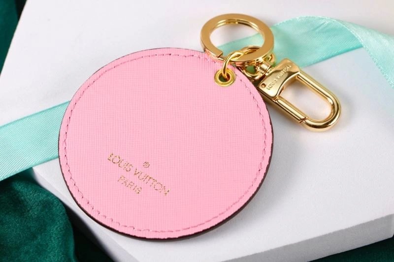 WellDesigned Louis Vuitton Keychains 266717