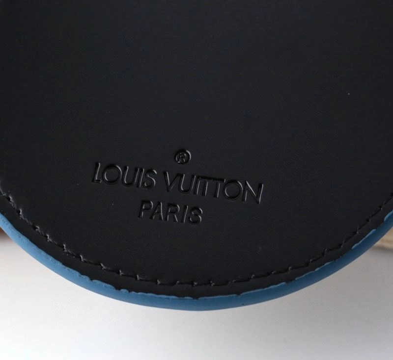 Louis Vuitton Keychains Neat 266699