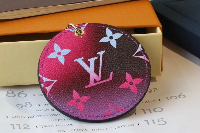 Louis Vuitton Keychains WellDesigned 266698