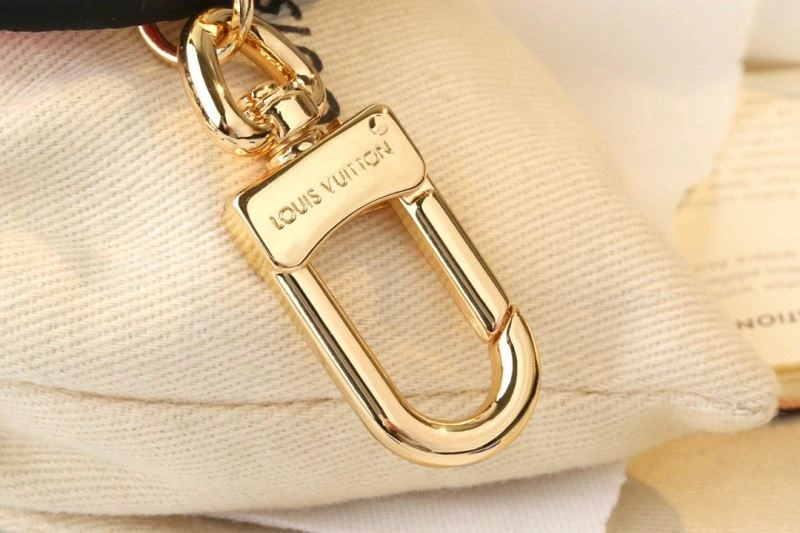 Louis Vuitton Keychains WellDesigned 266698