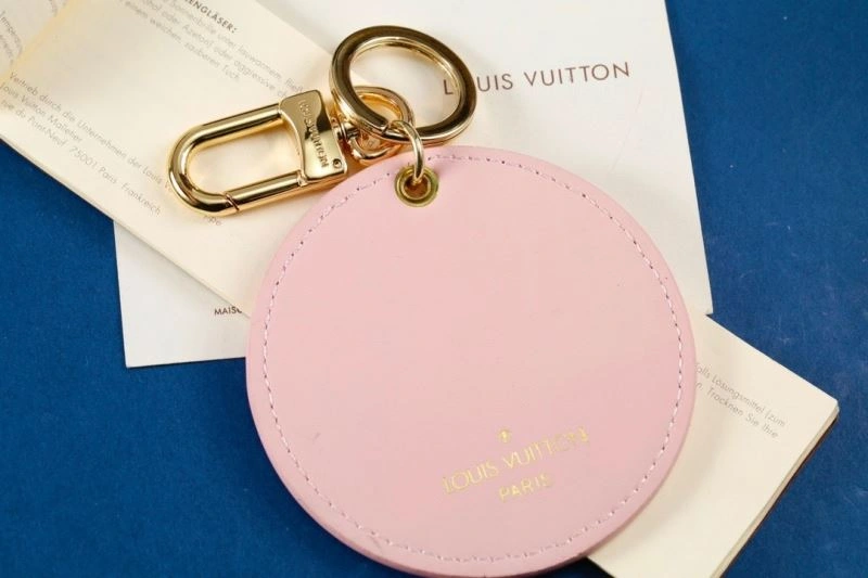 Versatile Louis Vuitton Keychains 266696