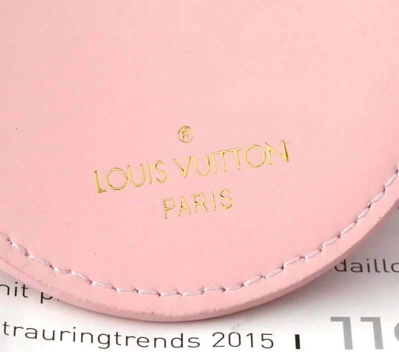 Versatile Louis Vuitton Keychains 266696