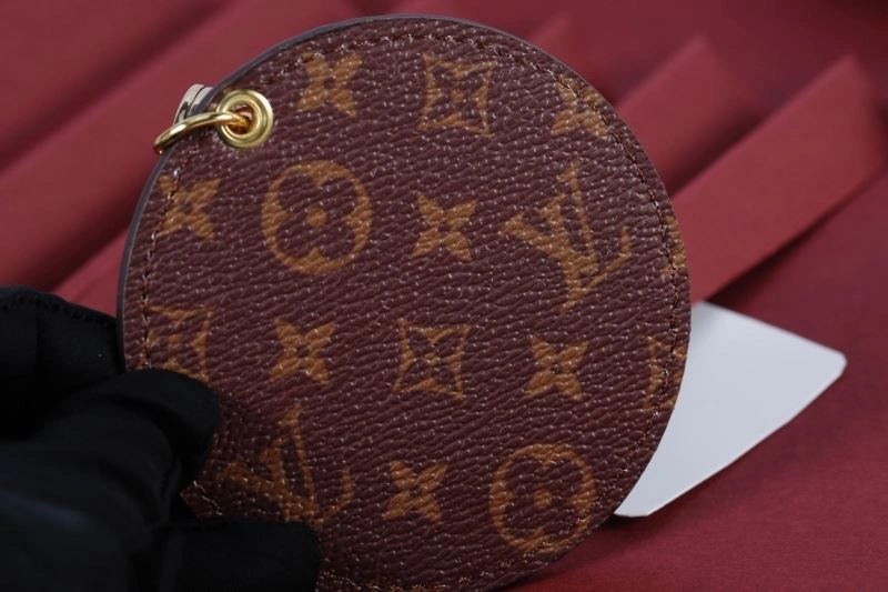 Comfortable Louis Vuitton Keychains 266687