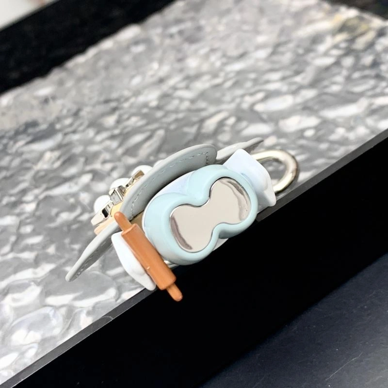 Louis Vuitton Keychains Bold 266680