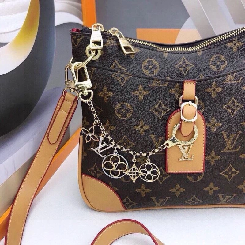 Louis Vuitton Keychains Seasonal 266678
