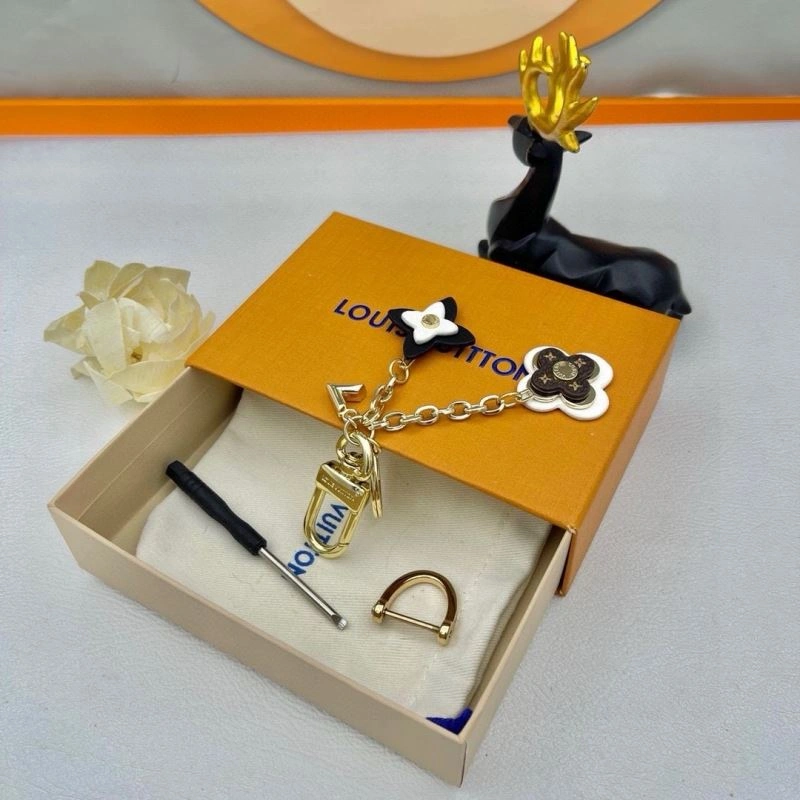 Tailored Louis Vuitton Keychains 266669