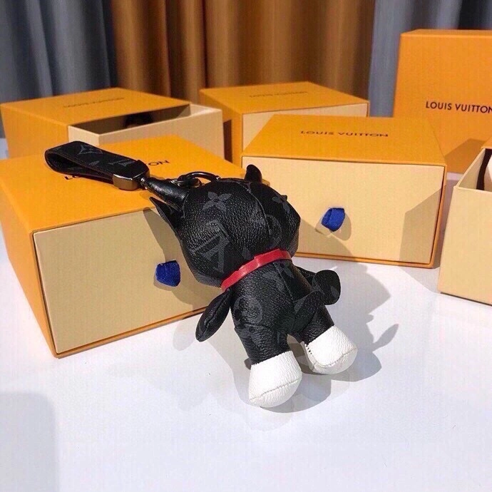 Unisex Louis Vuitton Keychains 266683