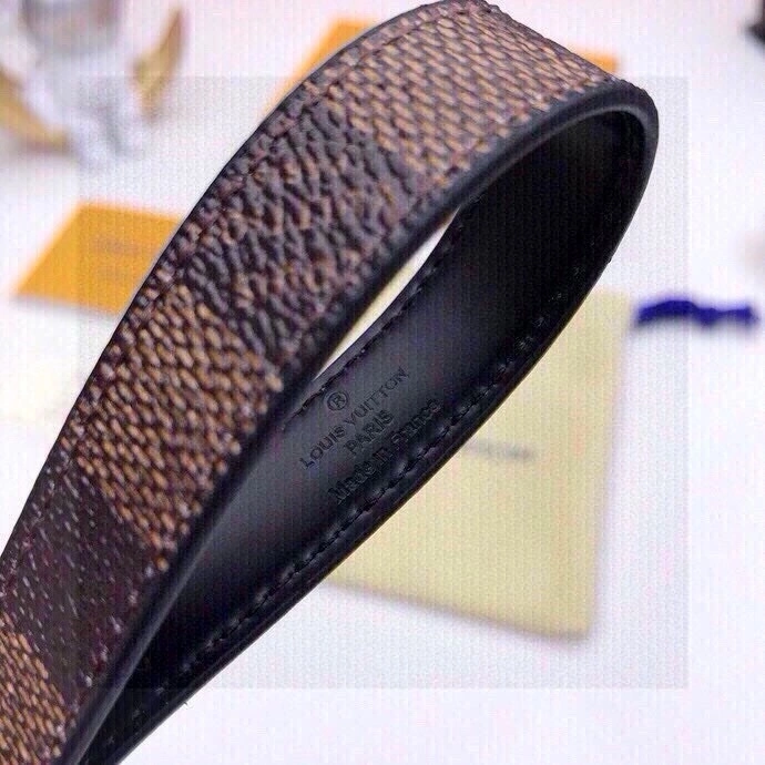 OdorResistant Louis Vuitton Keychains 266684