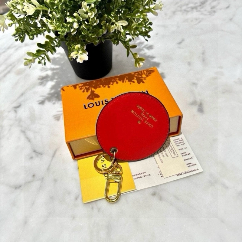 Louis Vuitton Keychains Breathable 266445