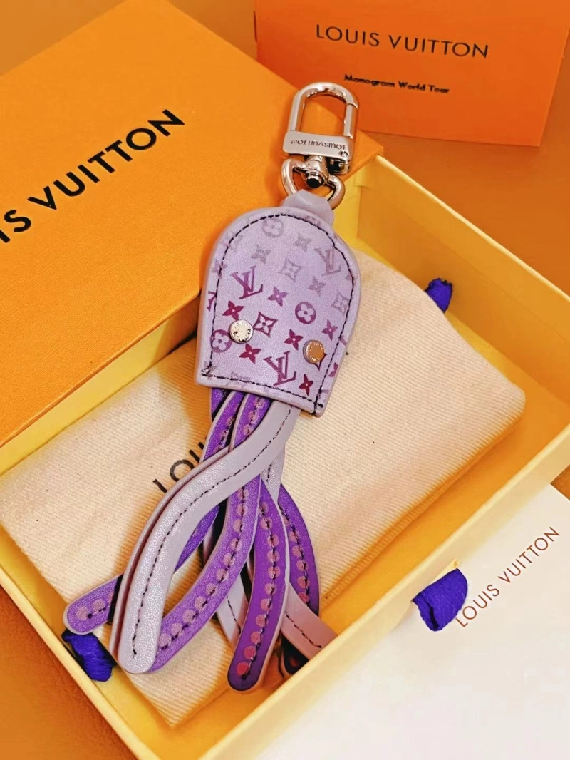 Compact Louis Vuitton Keychains 266395