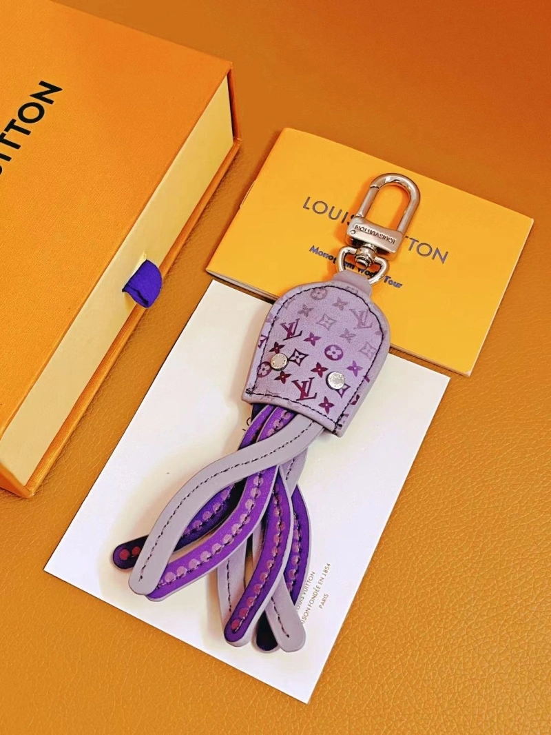 Compact Louis Vuitton Keychains 266395