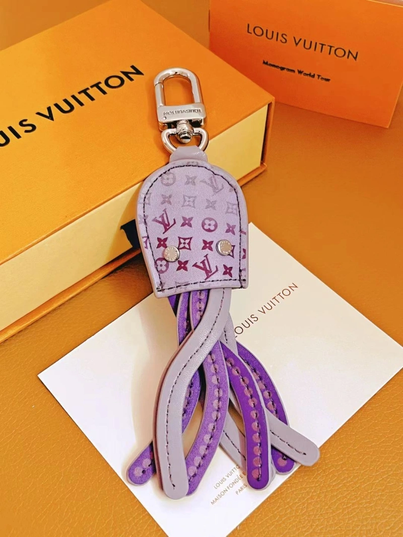 Compact Louis Vuitton Keychains 266395