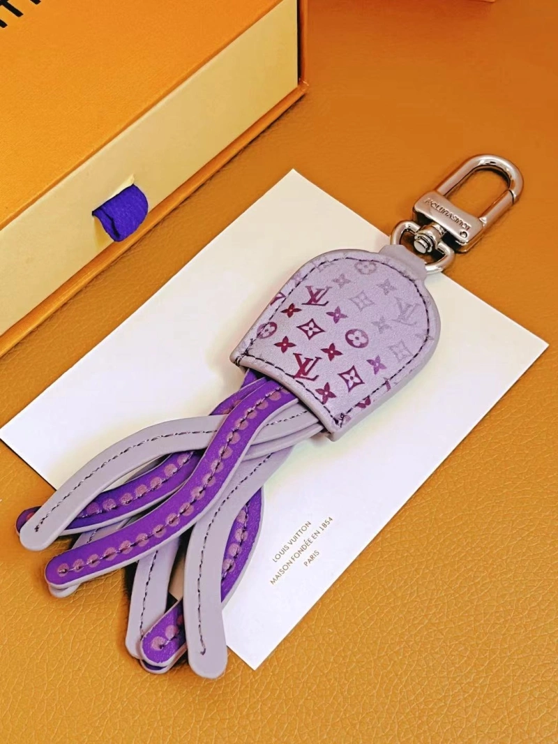 Compact Louis Vuitton Keychains 266395