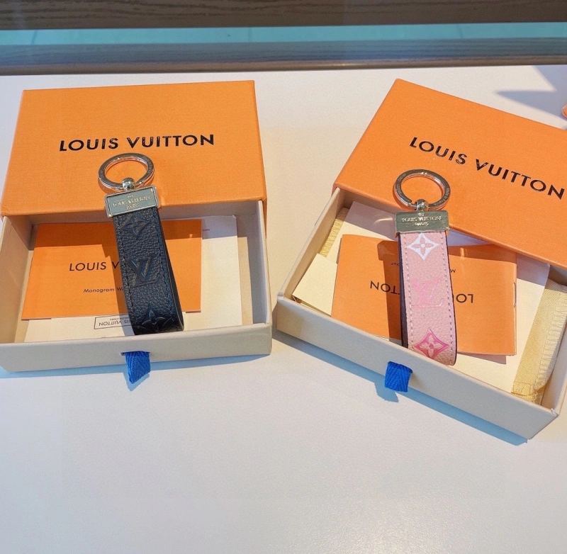 Louis Vuitton Keychains Neat 266398