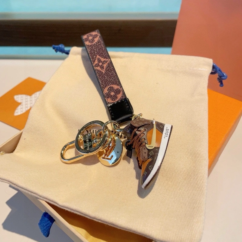 GoodFit Louis Vuitton Keychains 266380