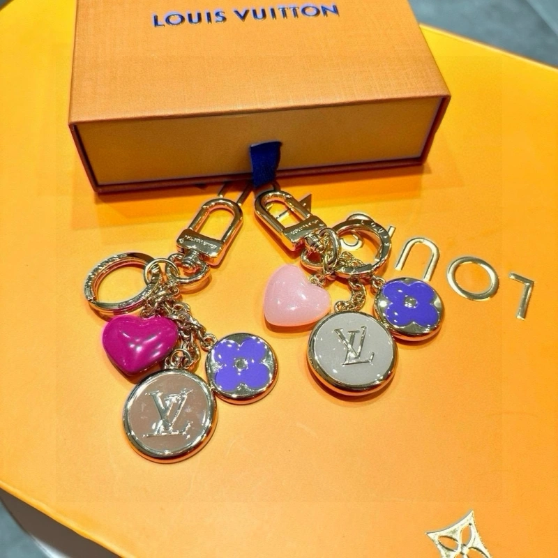 Tailored Louis Vuitton Keychains 266367