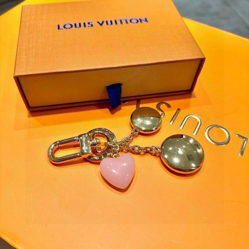 Tailored Louis Vuitton Keychains 266367