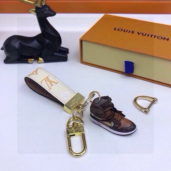 Louis Vuitton Keychains EasyCare 266338
