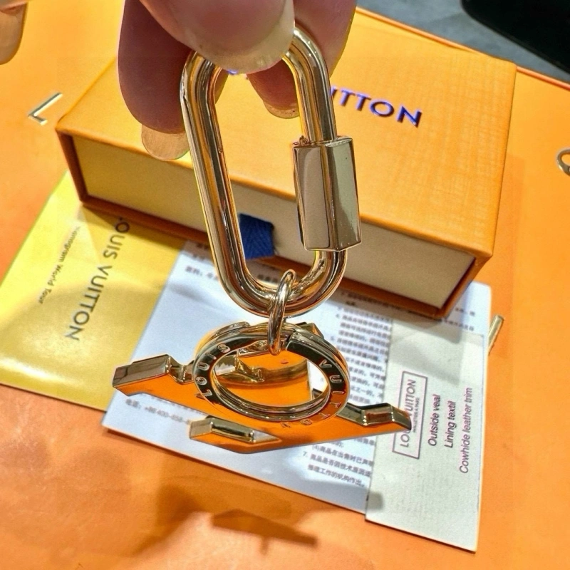 Louis Vuitton Keychains Elegant 266361