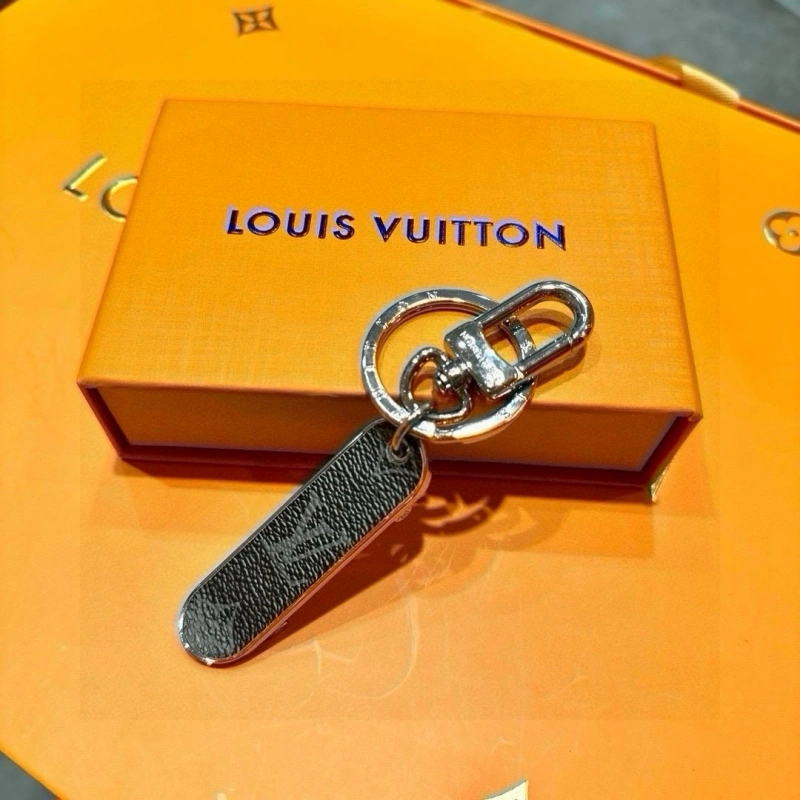 Louis Vuitton Keychains Youthful 266346