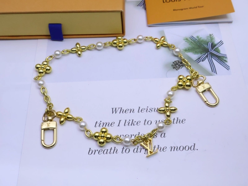 ZeroBulk Louis Vuitton Keychains 266354