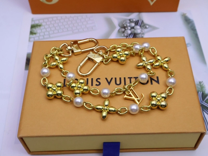 ZeroBulk Louis Vuitton Keychains 266354