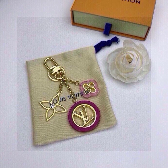 Louis Vuitton Keychains Neat 266312