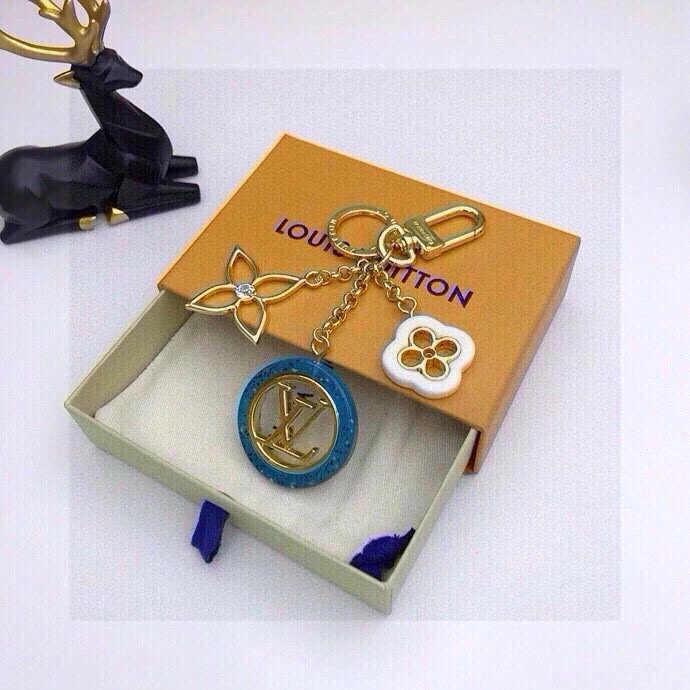 Compact Louis Vuitton Keychains 266324