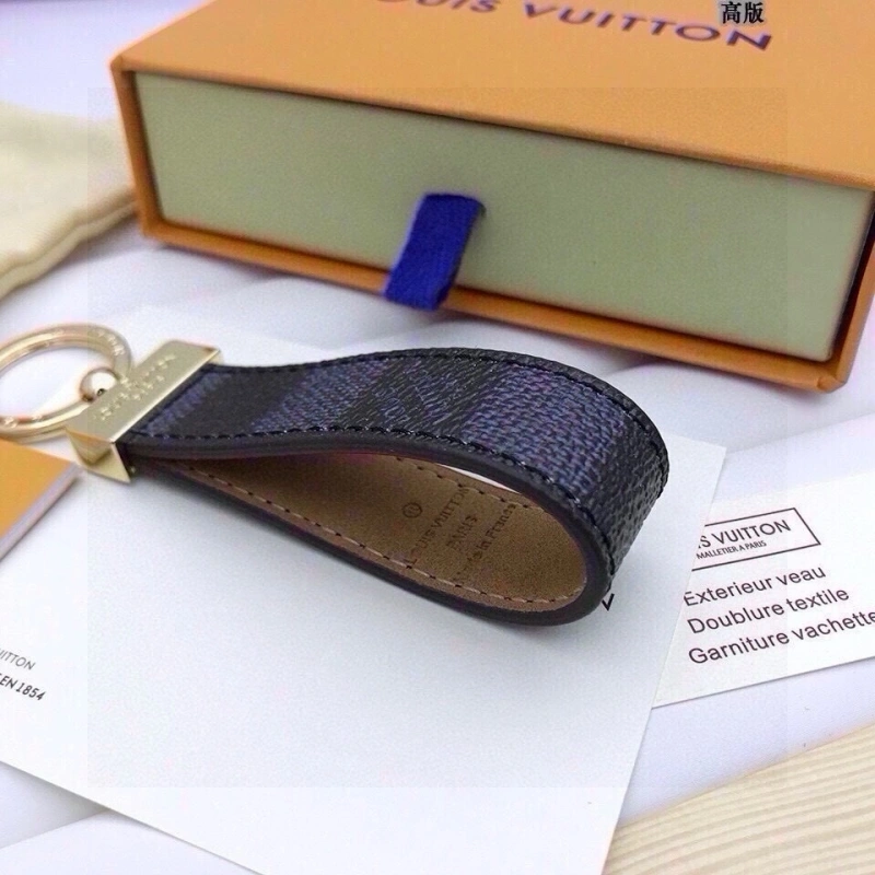 Louis Vuitton Keychains Snug 266295