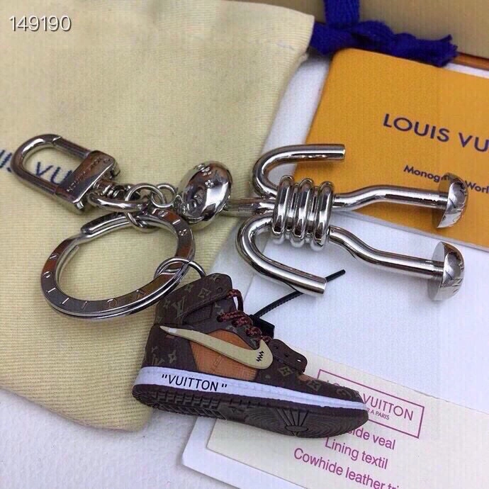 Louis Vuitton Keychains Supportive 266313