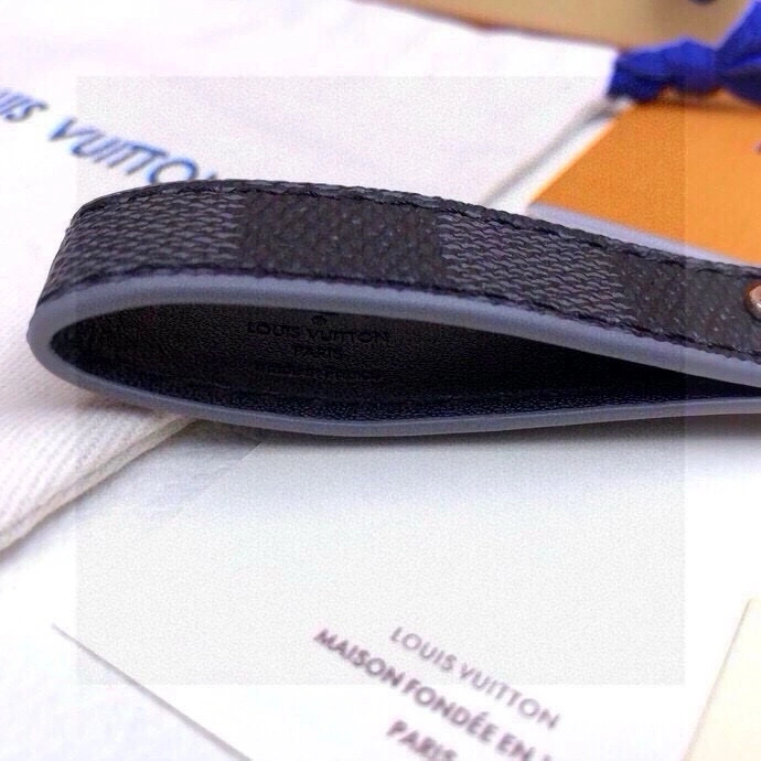 Contemporary Louis Vuitton Keychains 266294