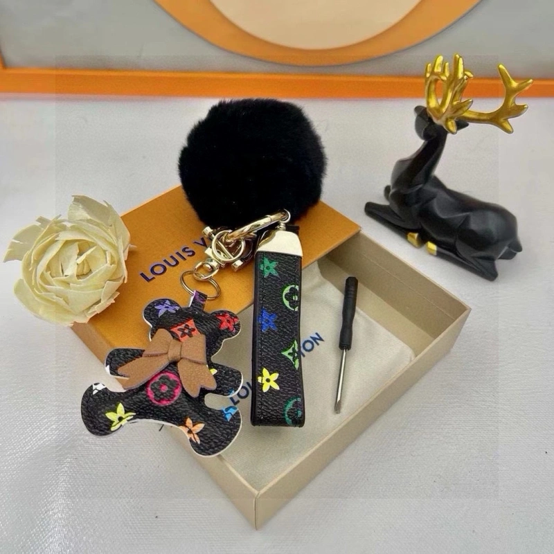 Casual Louis Vuitton Keychains 266291
