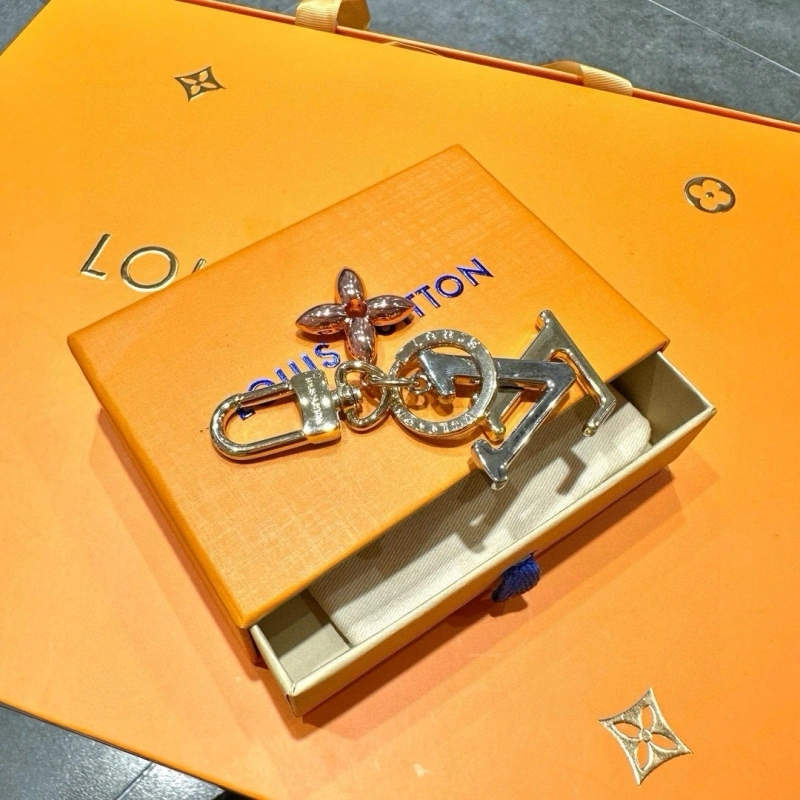 Flexible Louis Vuitton Keychains 266261