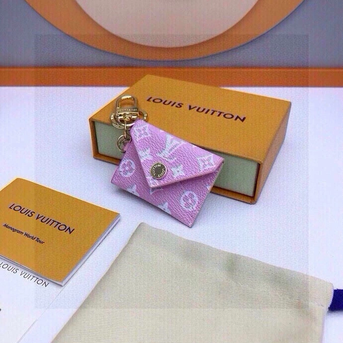 HighPerformance Louis Vuitton Keychains 266276
